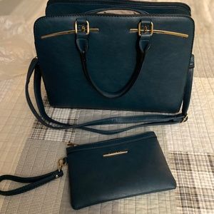 Women’s large handbag with clutch